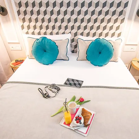 Hotel Mosaic By Ona 3*