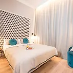 Mosaic By Ona 3*